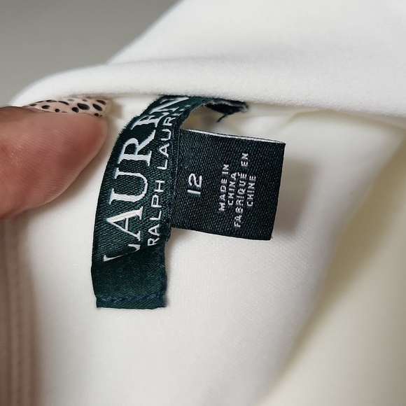 LAUREN JANICA CROCHET-TRIM CREPE SHEATH DRESS - Picture 5 of 10